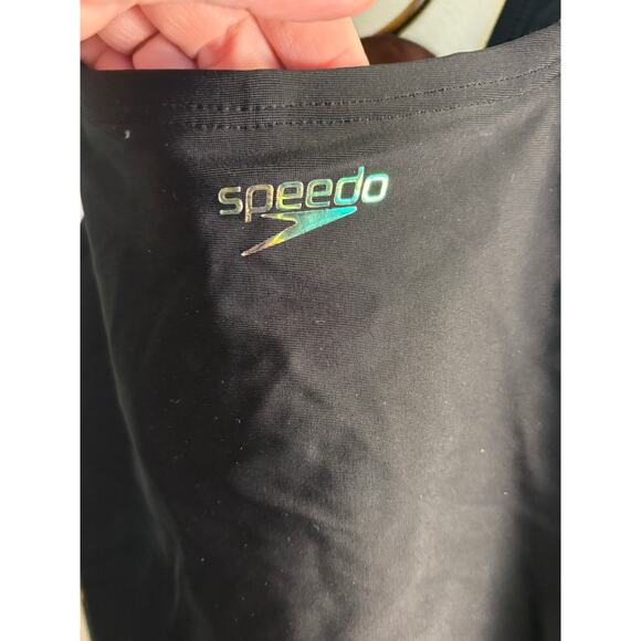 Women’s size 14 Speedo black and white hydrasuit - Picture 3 of 7
